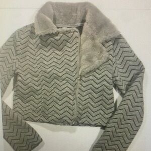 Chevron Patterned Gray Jacket